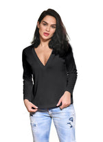 Long sleeve V neck Tee